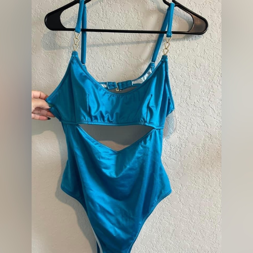 Victorias Secret BRAND NEW bathing suit XL